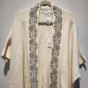 Chico's NWT Ivory Cardigan Ruana with Silver Floral Detail
